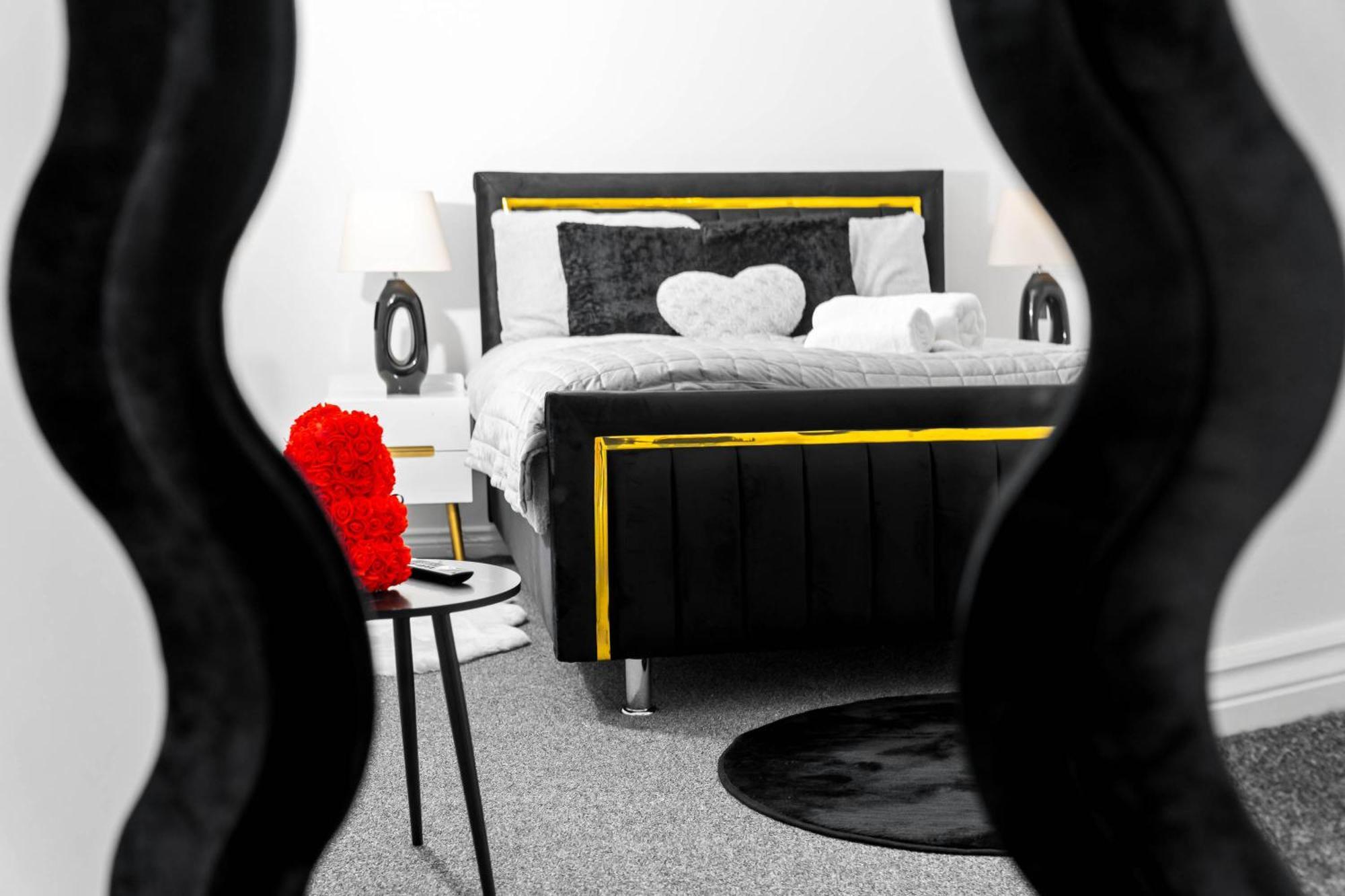 Harmony House 3 Bedroom New Build For Families, Contractors, Black Country Museum Sleeps 6 提普顿 外观 照片