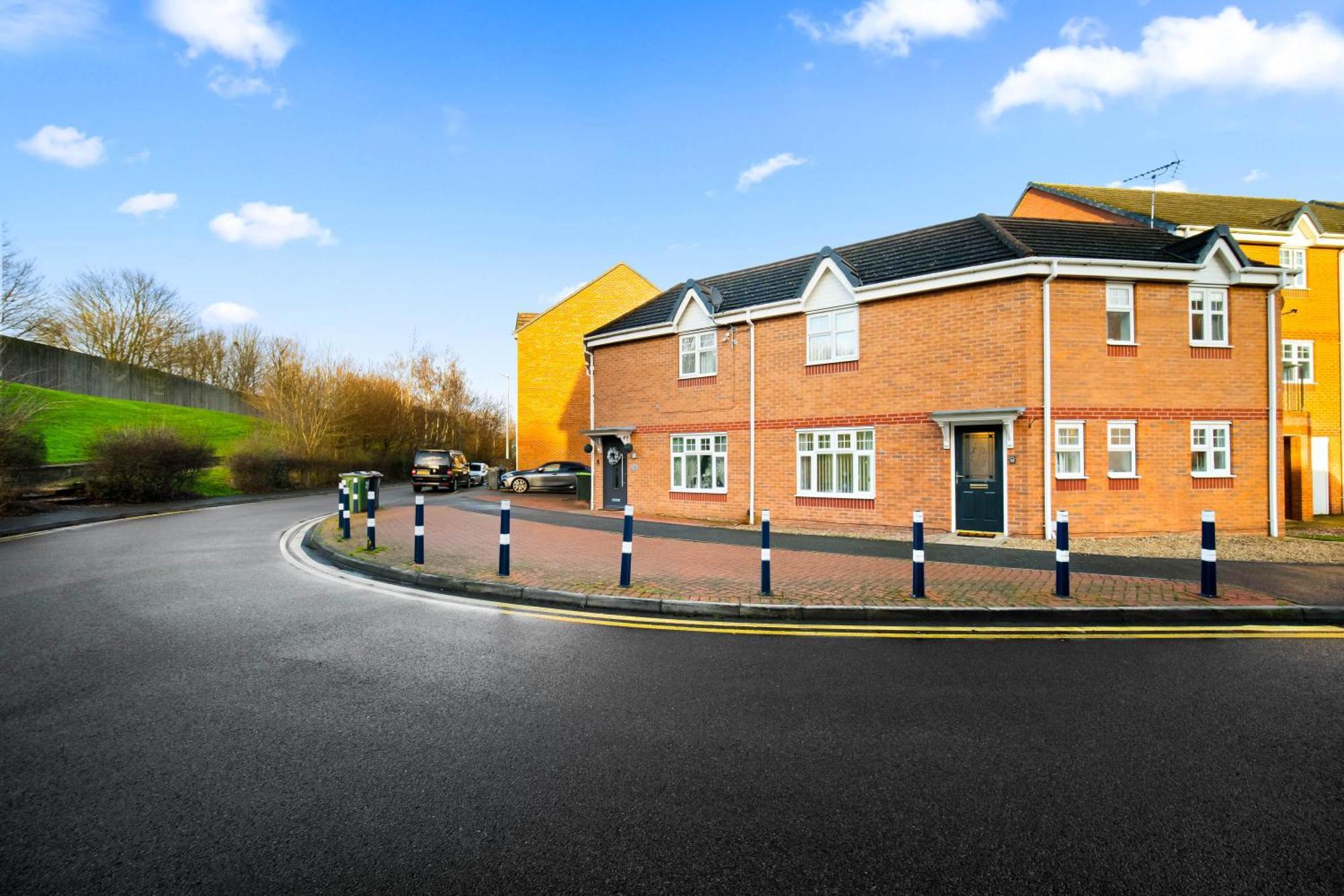 Harmony House 3 Bedroom New Build For Families, Contractors, Black Country Museum Sleeps 6 提普顿 外观 照片